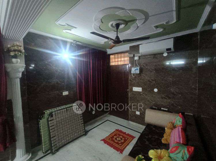 4+ BHK Flat For Sale  In Patel Nagar