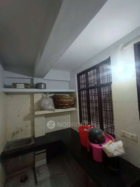 4+ BHK Flat For Sale  In Patel Nagar