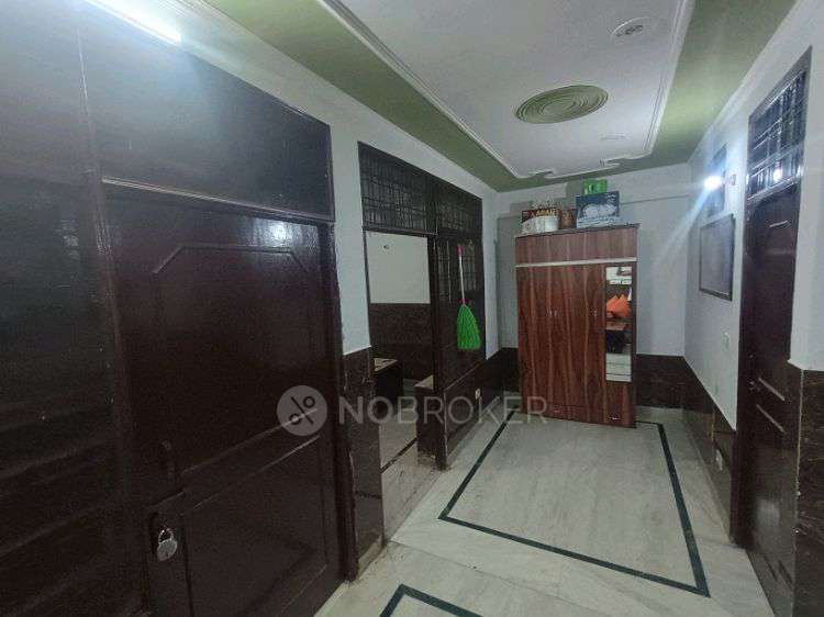 4+ BHK Flat For Sale  In Patel Nagar