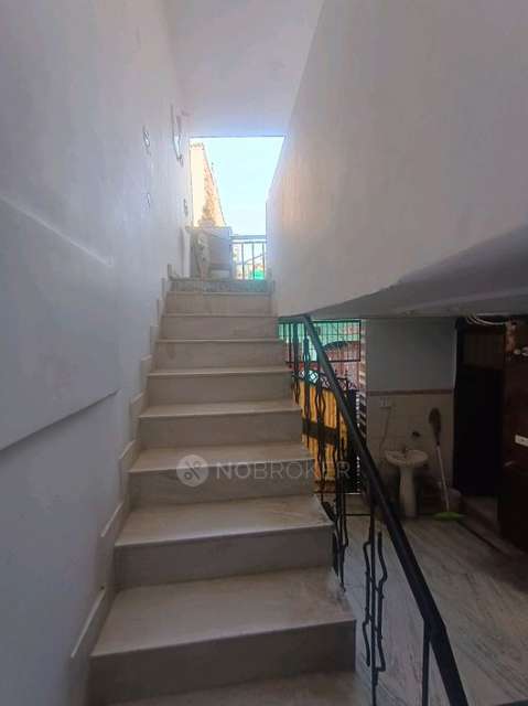 4+ BHK Flat For Sale  In Patel Nagar