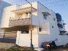 Shared Room for Female In 3 BHK  In Pallikaranai