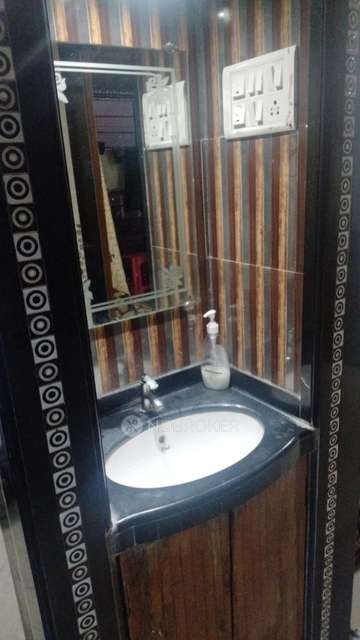 1 RK Flat In Bhaveshwar Darshan For Sale  In Tardeo