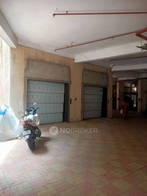 2 BHK Flat In Kalina Meenakshi For Sale  In Santacruz East