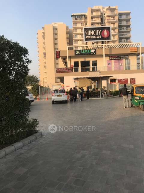2 BHK Flat In Suncity Avenue 102, Sector 102 For Sale  In Sector 102