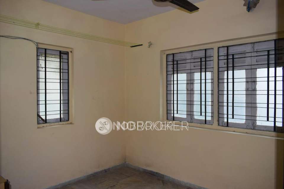 2 BHK Flat In Lalji -complex For Sale  In Kandivali West