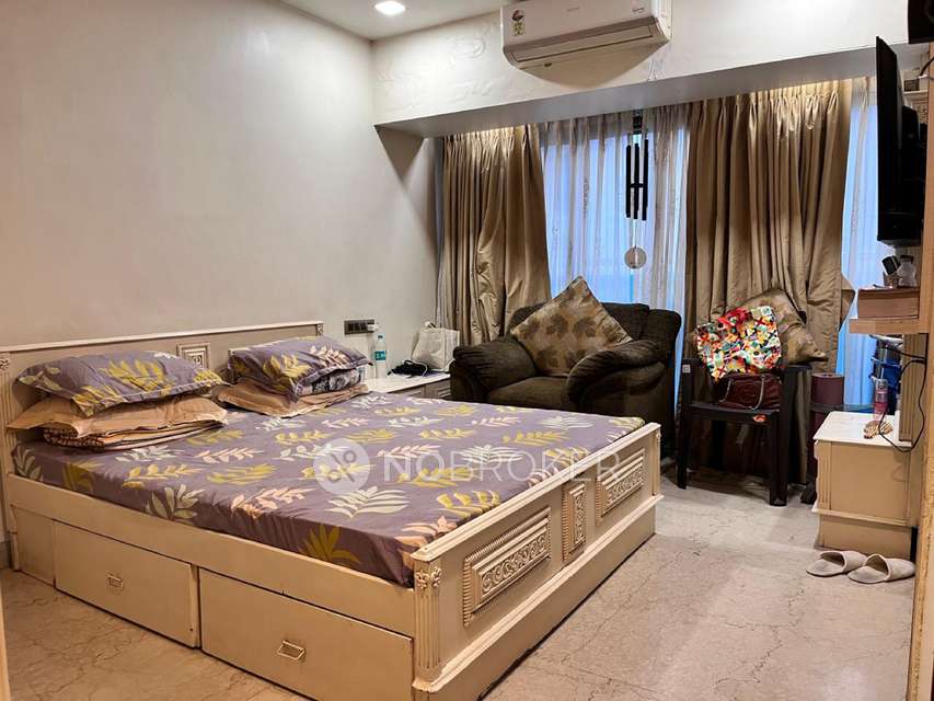 2 BHK Flat In Rna Azzure For Sale  In Bandra East