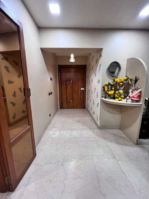 2 BHK Flat In Rna Azzure For Sale  In Bandra East