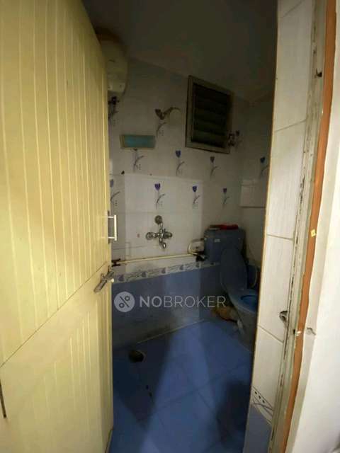 2 BHK Flat In Harinivas Apartment Ramgopalpet  For Sale  In Ramgopalpet