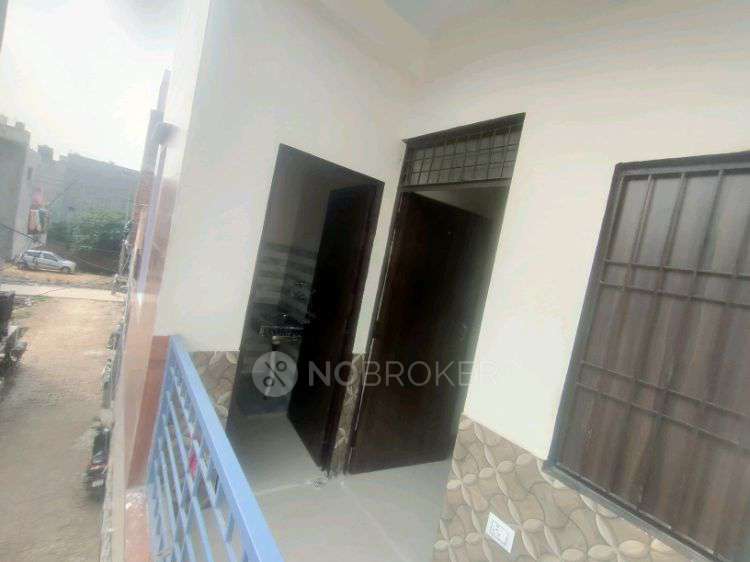 1 BHK Flat In Sb for Rent  In Indirapuram