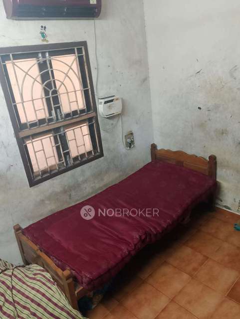2 BHK Flat For Sale  In West Mambalam