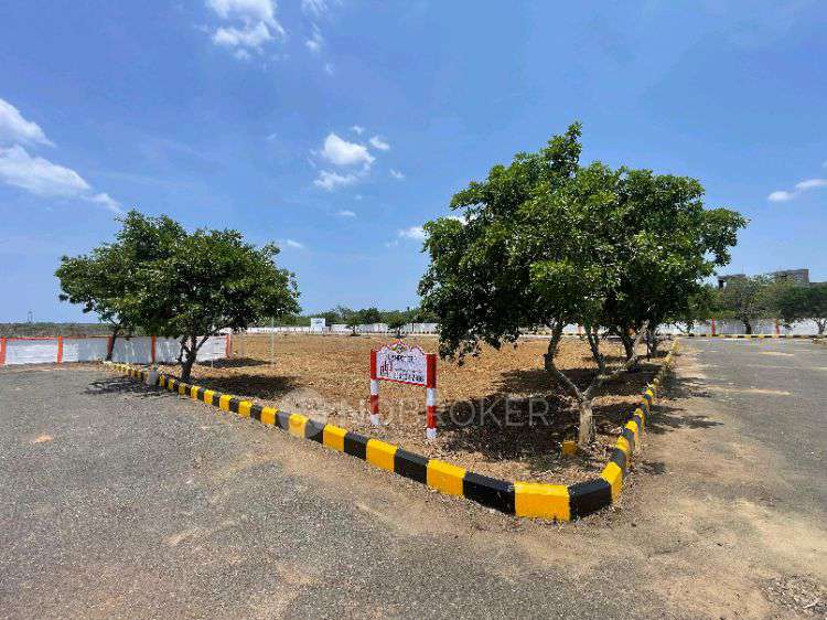 Shop in Omr Byp Rd, Tamil Nadu 603110, India, Chennai for sale 