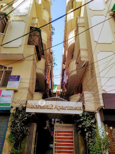 2 BHK Flat In Laxmi Apartment  For Sale  In Mehrauli