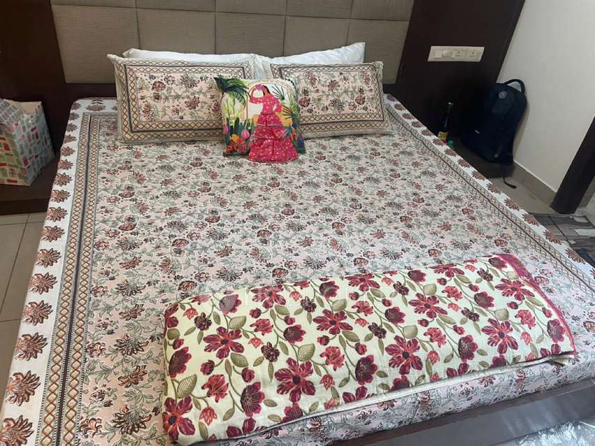2 BHK Flat In Prestige Sunnyside Oak 1 Bhk Shared Room for Rent  In Bhoganhalli