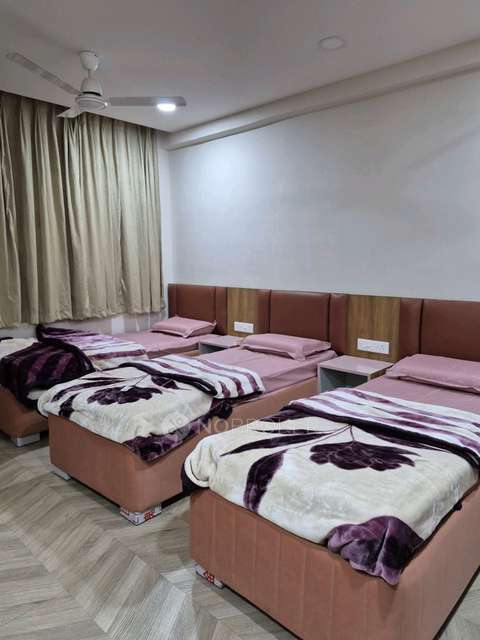 PG for Girls in Loni Kalbhor