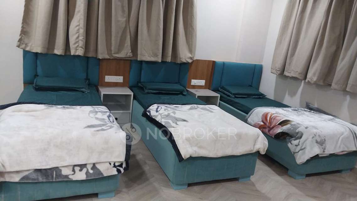 PG for Girls in Loni Kalbhor