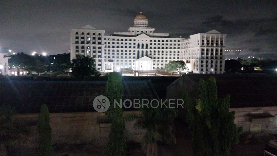 PG for Girls in Loni Kalbhor