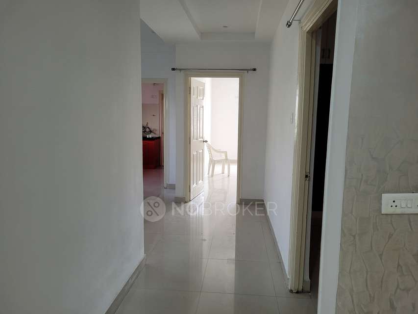 3 BHK Flat In Concrete Sangeeth, Manikonda For Sale  In Manikonda