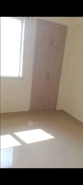 3 BHK Flat In Amrapali Kingswood for Rent  In Haibatpur