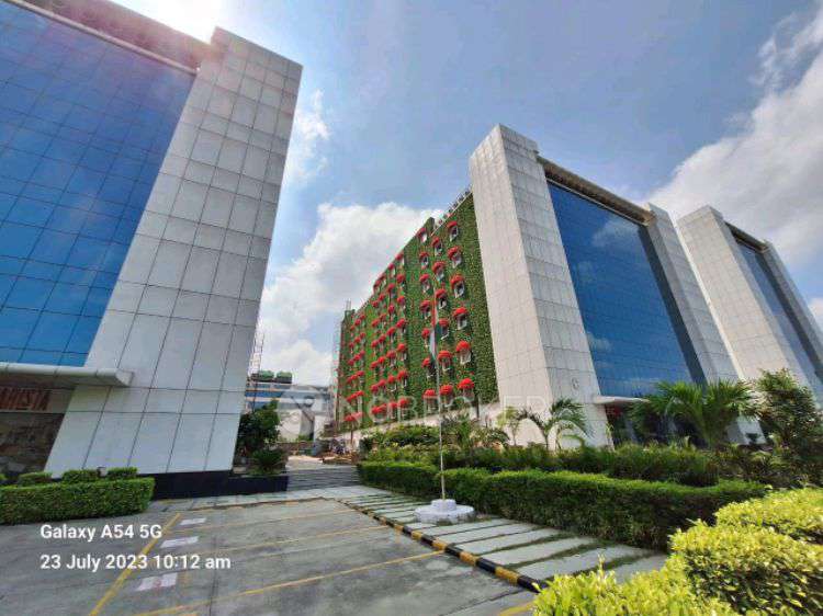 Office Space in Technopark Bhutani Infra, Noida for sale 