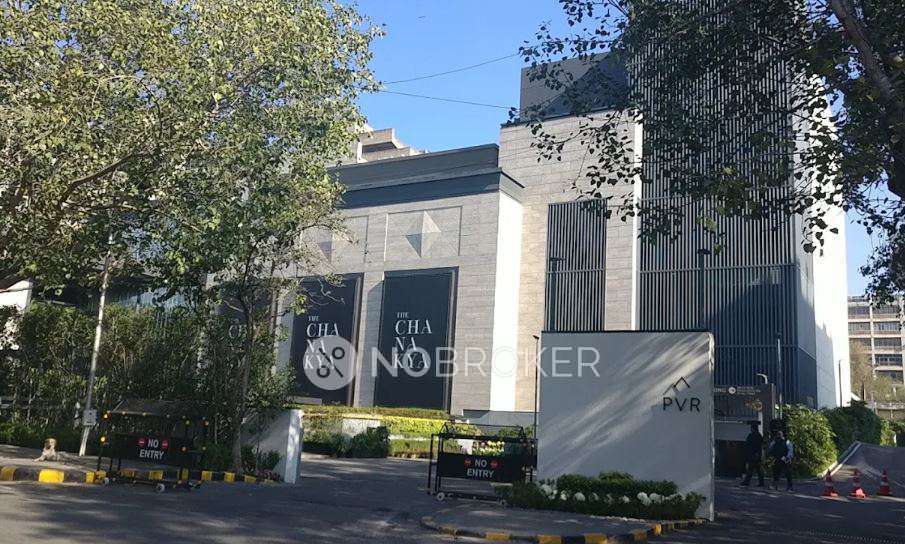 Godown/Warehouse in Chanakya Place, Delhi for sale 
