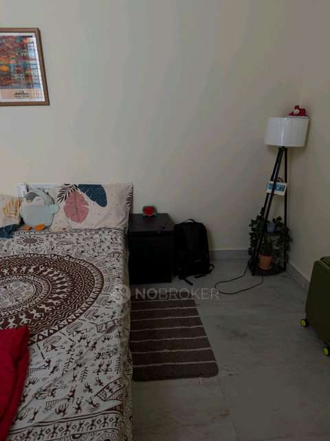 Single Room for Female In 2 BHK  In Garden Layout, Sector 2, Hsr Layout