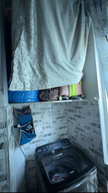 4 BHK Flat For Sale  In Krishna Nagar