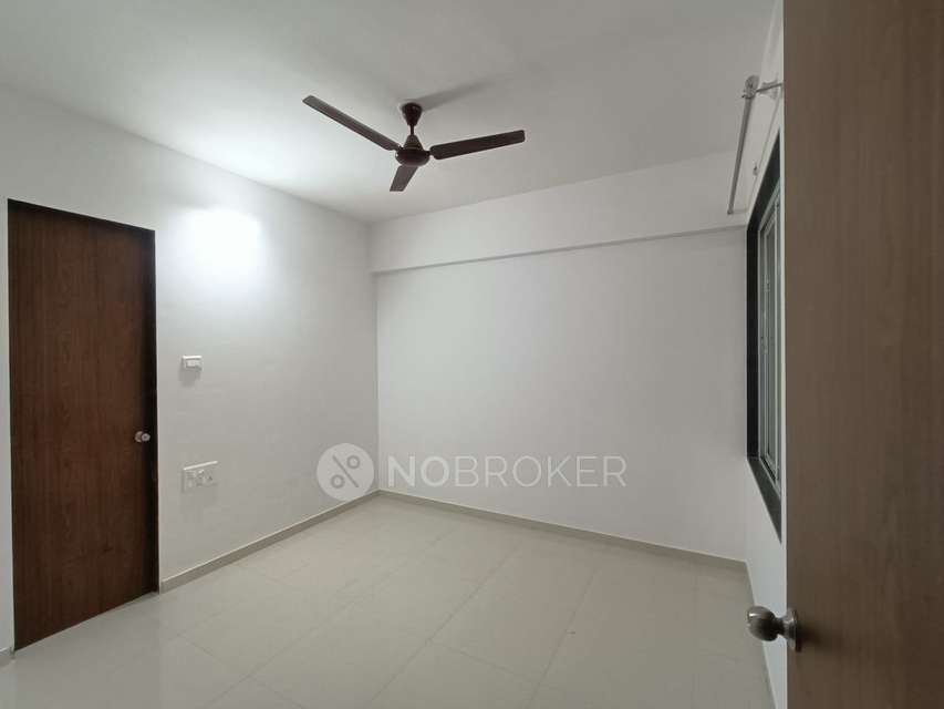 2 BHK Flat In The Skylark. By Mohisha Realtors For Sale  In Ravet