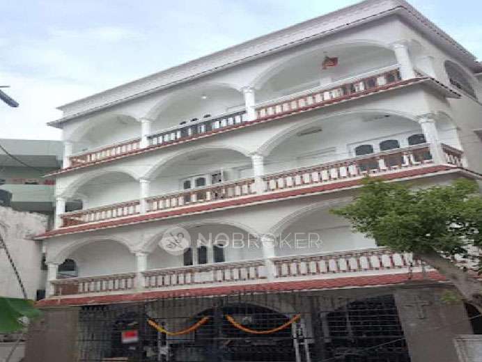 PG for Girls in Begumpet