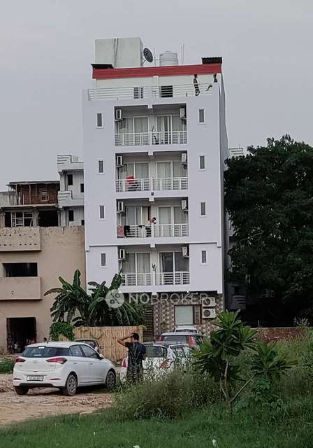 PG for Boys in Sector 38,