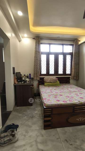 4+ BHK Flat In Kalyani Apartment, Vasundhara For Sale  In Vasundhara