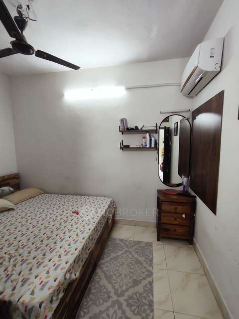 2 BHK Flat In Dda Flats For Sale  In Pitampura