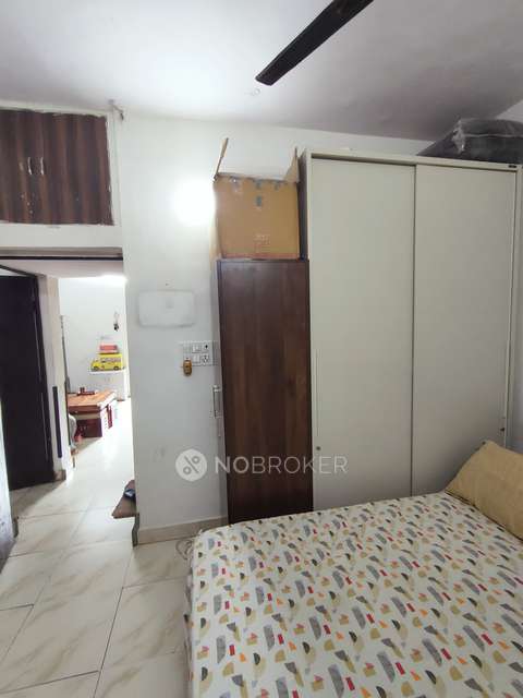 2 BHK Flat In Dda Flats For Sale  In Pitampura