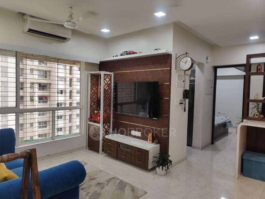 1 BHK Flat In Lodha Amara For Sale  In Thane