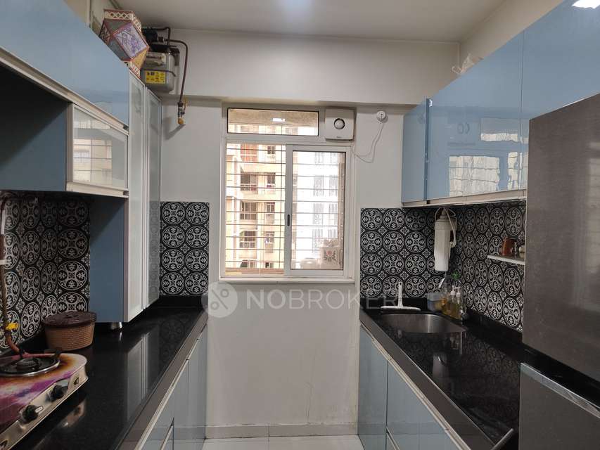 1 BHK Flat In Lodha Amara For Sale  In Thane