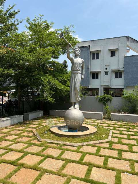 2 BHK Flat In Tvs Emerald Peninsula For Sale  In Manapakkam