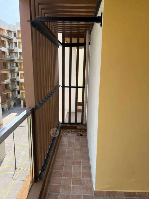 2 BHK Flat In Tvs Emerald Peninsula For Sale  In Manapakkam