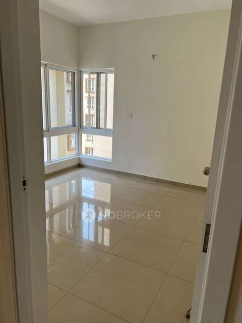 2 BHK Flat In Tvs Emerald Peninsula For Sale  In Manapakkam