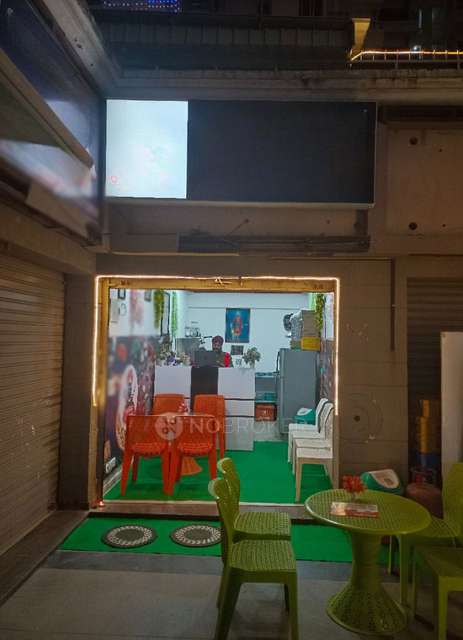 Shop in Arihant Ambar, Greater Noida for Rent 