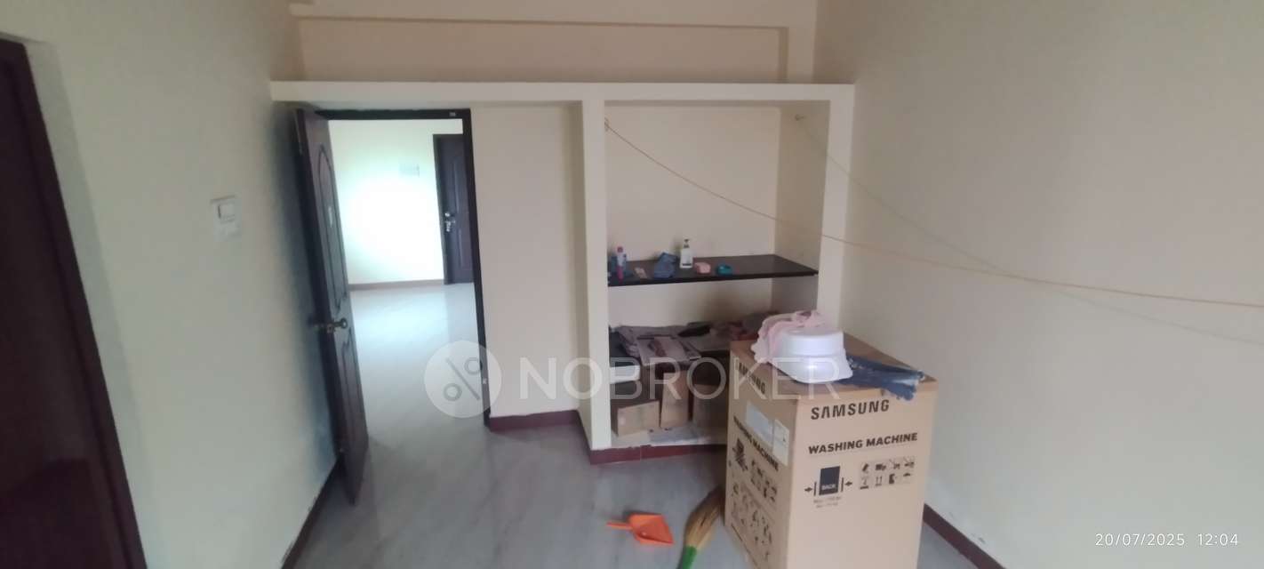 2 BHK Flat In Raj Brindavan For Sale  In Perungalattur