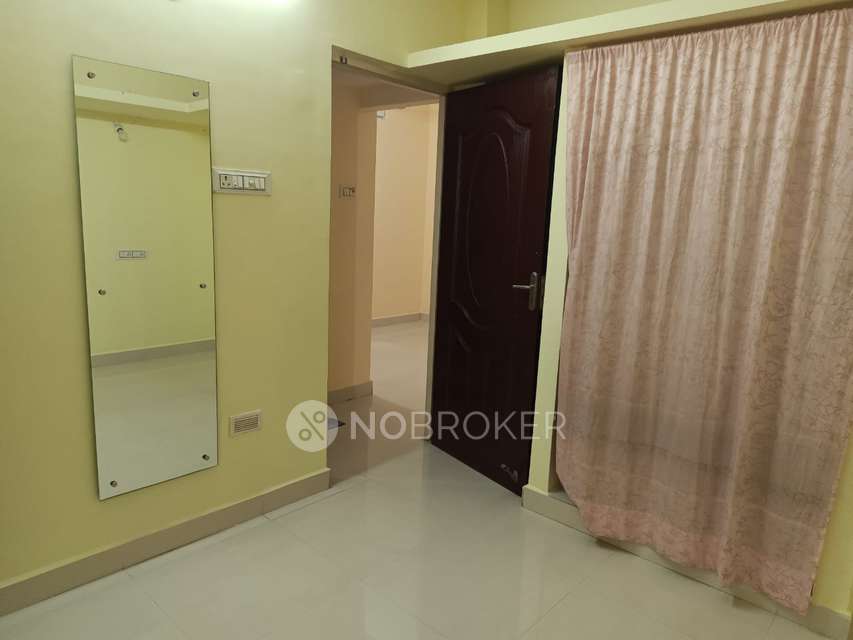 2 BHK Flat In Muthiah Castle,  Chromepet For Sale  In Chromepet