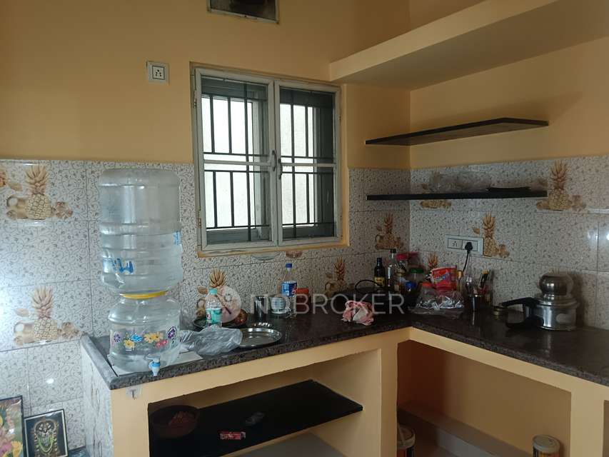 2 BHK Flat In Muthiah Castle,  Chromepet For Sale  In Chromepet