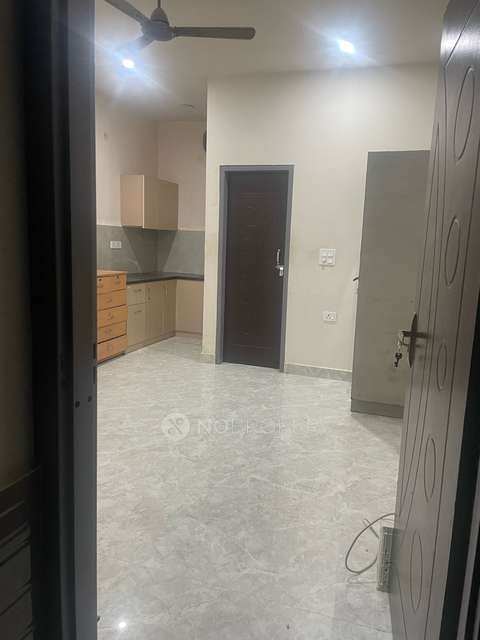 1 RK House for Rent  In Sector 72