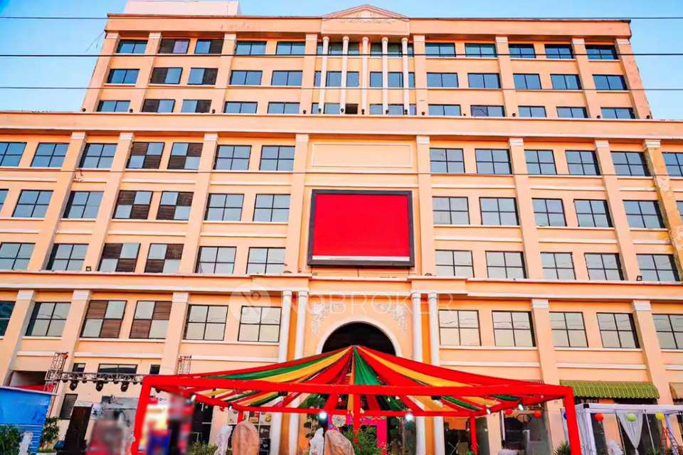 Shop in Spectrum Metro Sec 75 Noida, Noida for sale 