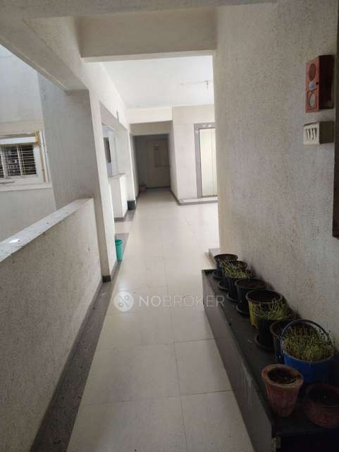 1 BHK Flat In Eves Garden Society For Sale  In Mundhwa 