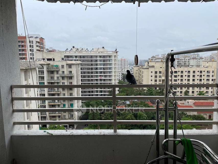 1 BHK Flat In Eves Garden Society For Sale  In Mundhwa 