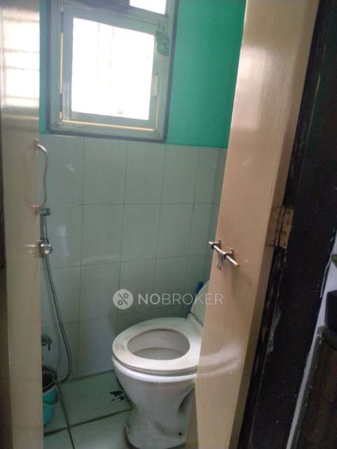 1 BHK Flat In Eves Garden Society For Sale  In Mundhwa 