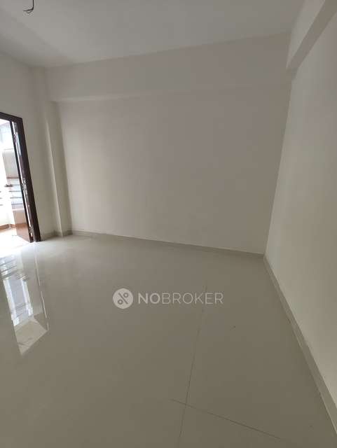 3 BHK Flat In Sri Dhanvi Marvel For Sale  In Narsingi