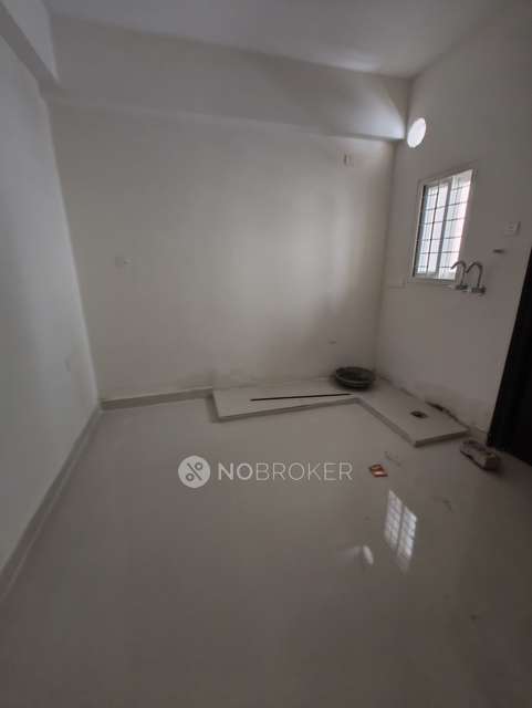 3 BHK Flat In Sri Dhanvi Marvel For Sale  In Narsingi