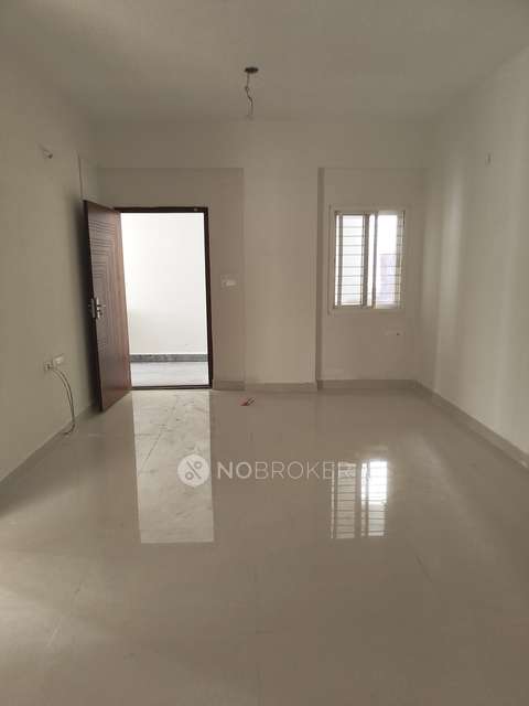 3 BHK Flat In Sri Dhanvi Marvel For Sale  In Narsingi