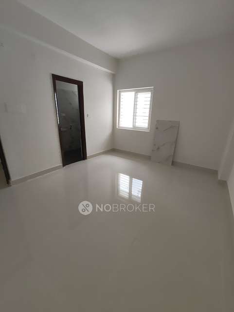 3 BHK Flat In Sri Dhanvi Marvel For Sale  In Narsingi